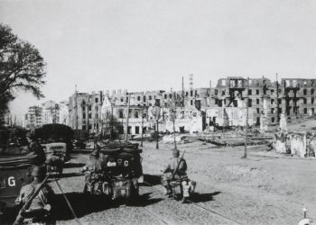 Cidade é esvaziada após descoberta de bombas da 2ª Guerra