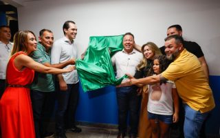 Prefeito Cláudio Ferreira inaugura escola em tempo integral