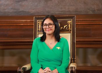 delcy-rodriguez-diz-estar-farta-receber-ordens-washington