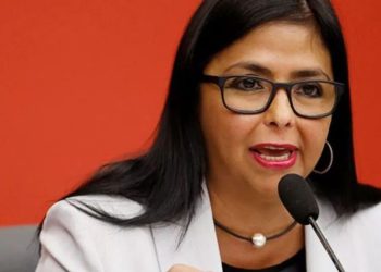 diretor-cia-reuniu-delcy-rodriguez