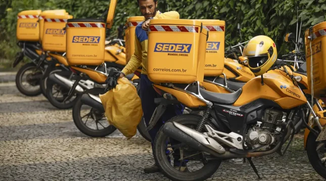 DOU publica extrato de empréstimo de R$ 12 bilhões aos Correios