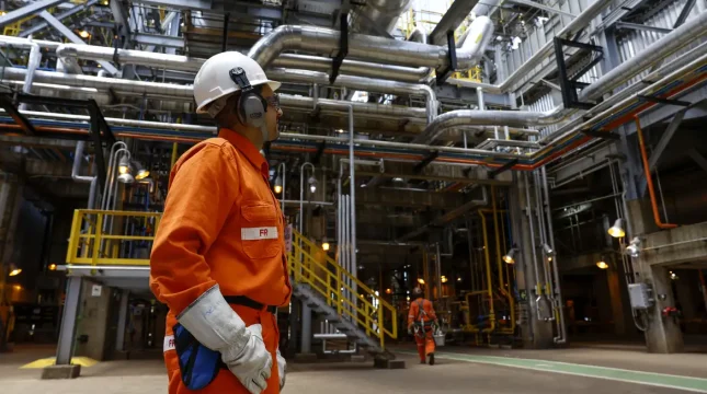 Economia brasileira cresceu 0,1% em abril, estima prévia da FGV