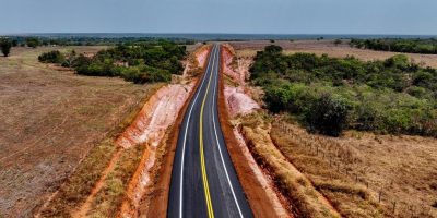 Governo asfalta rodovias em todas as regiões de Mato Grosso