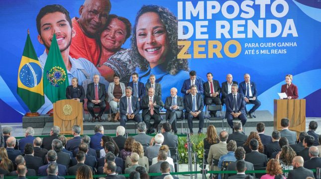 Governo sanciona isenção do IR para quem ganha até R$ 5 mil