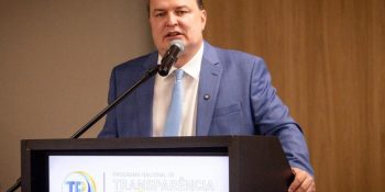 Max Russi celebra conquista do Selo Diamante na ALMT