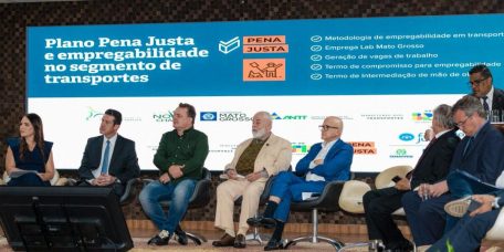 Max Russi participa do lançamento do Emprega Lab