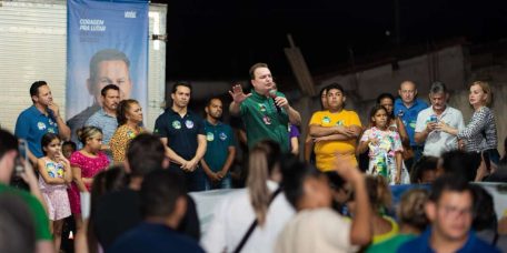 Max Russi reúne multidão no Parque Amperco, em Cuiabá