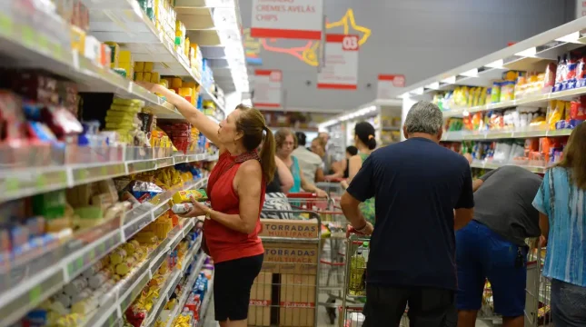 Mercado financeiro reduz previsão da inflação para 4,85%
