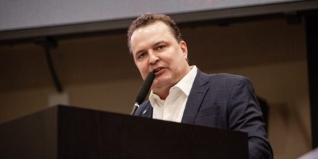 Podemos decide por candidatura ao governo, anuncia Max Russi