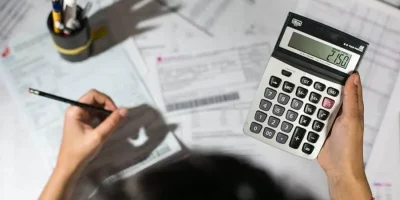 Saiba como usar a regra 50/30/20 para organizar o orçamento