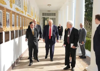 Trump e Petro se reúnem na Casa Branca em meio a tensões