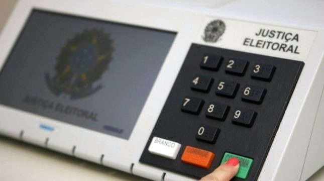 tse-vai-definir-novo-modelo-urna-eletronica