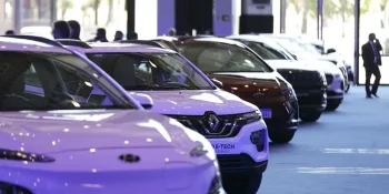 Vendas de veículos novos recuam em junho, mas crescem
