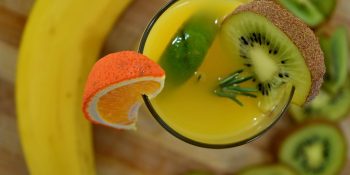 Vitamina C pode reverter envelhecimento da pele, revela estudo